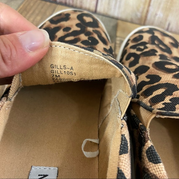 Steve Madden leopard print slips on sneakers size 7 - Picture 10 of 11